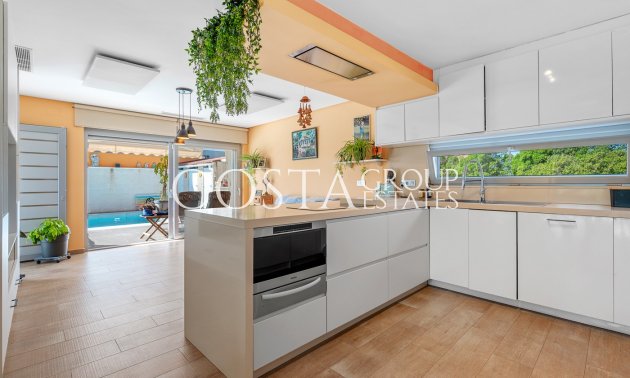 Resale - Villa -
Benijofar