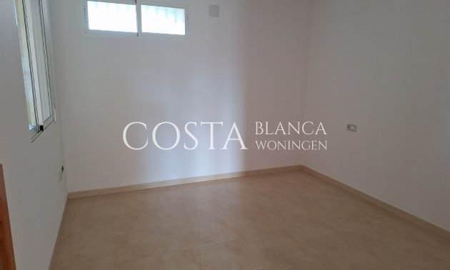 Odsprzedaż - Apartament -
Orihuela Costa - Villamartín
