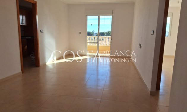 Odsprzedaż - Apartament -
Orihuela Costa - Villamartín