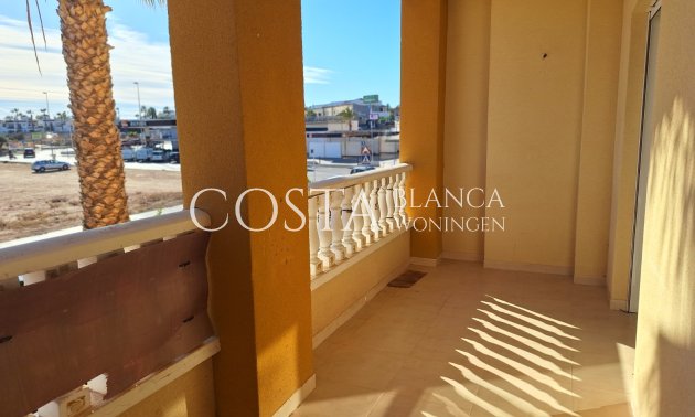 Odsprzedaż - Apartament -
Orihuela Costa - Villamartín