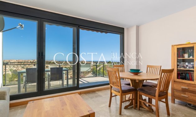 Odsprzedaż - Apartament -
Orihuela Costa - Campoamor