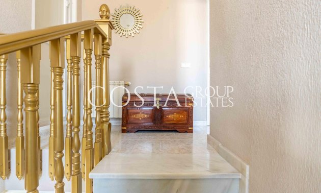 Herverkoop - Villa -
Orihuela - Punta Prima