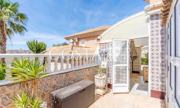 Herverkoop - Villa -
Orihuela - Punta Prima