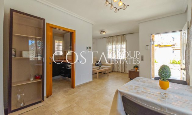 Herverkoop - Villa -
Torrevieja - La Mata