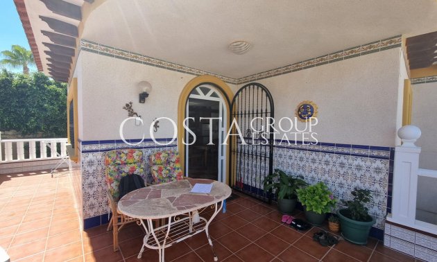 Resale - House -
Orihuela - Orihuela Costa