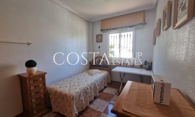 Resale - House -
Orihuela - Orihuela Costa
