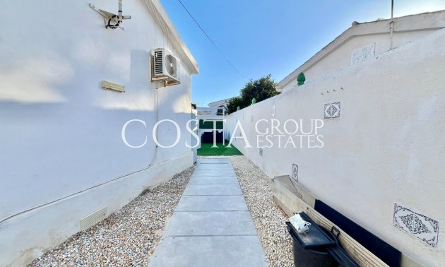 Wiederverkauf - House -
Torrevieja - Torrevieja Centro