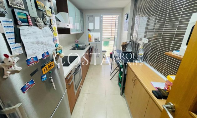 Odsprzedaż - Apartments -
Alicante - Alicante Centro