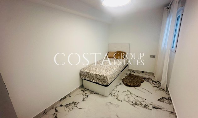 Resale - Apartments -
Alicante - Alicante Centro