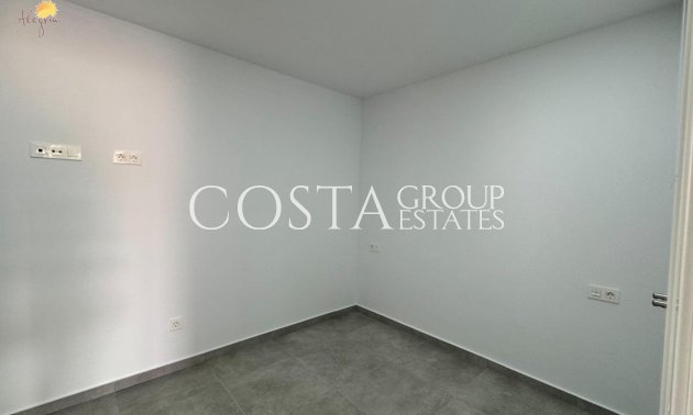 Resale - Apartments -
Torrevieja - Torrevieja Centro