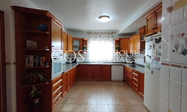 Resale - House -
Torrevieja - Torrevieja Centro