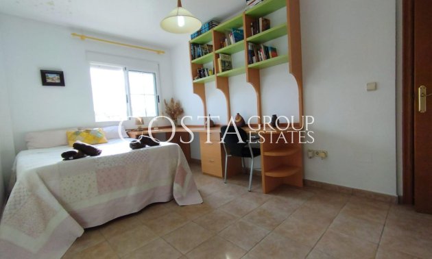 Resale - House -
Torrevieja - Torrevieja Centro