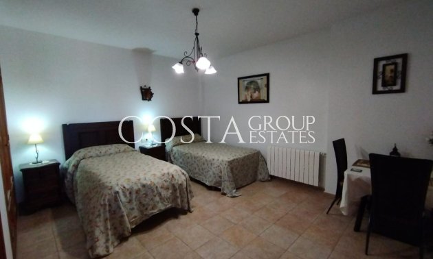 Resale - House -
Torrevieja - Torrevieja Centro