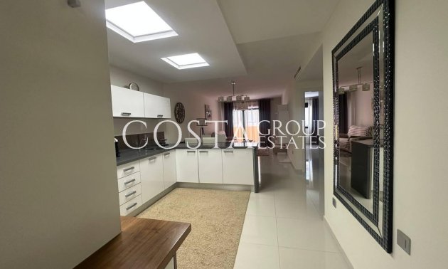 Resale - Apartments -
Torrevieja - Torrevieja Centro