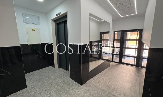Resale - Apartments -
Torrevieja - Torrevieja Centro