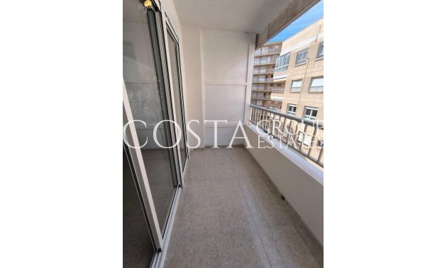 Resale - Apartments -
Torrevieja - Torrevieja Centro