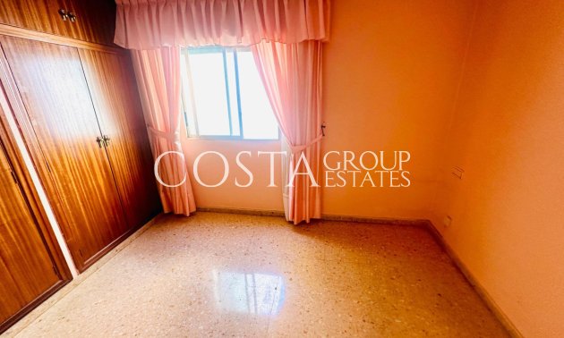 Resale - Apartments -
Alicante - Alicante Centro