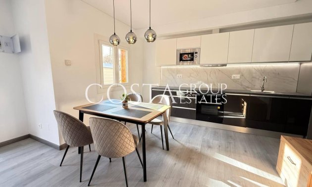 Resale - House -
Orihuela - Orihuela Costa