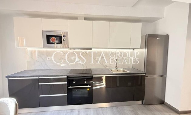 Resale - House -
Orihuela - Orihuela Costa