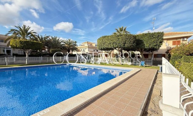 Resale - House -
Orihuela - Orihuela Costa