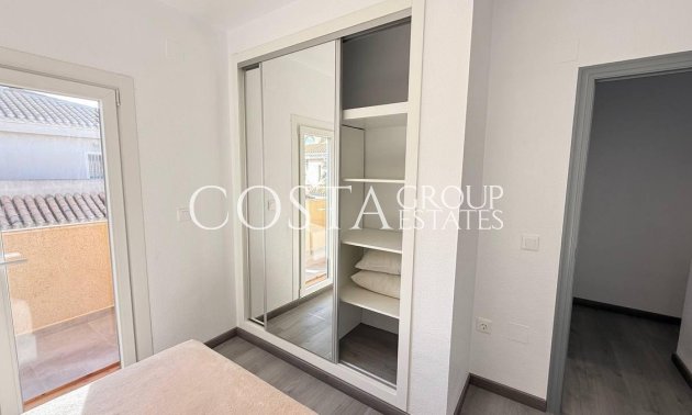 Resale - House -
Orihuela - Orihuela Costa