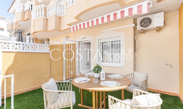 Resale - Apartments -
Orihuela - Orihuela Costa