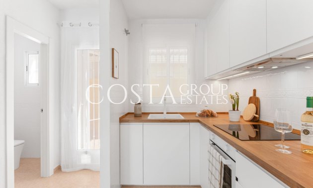 Resale - Apartments -
Orihuela - Orihuela Costa