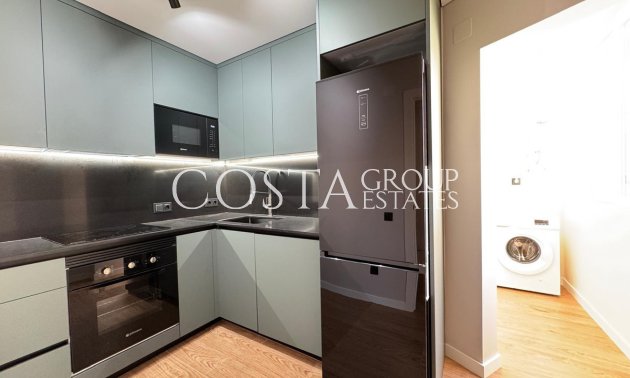Resale - Apartments -
Torrevieja - Torrevieja Centro