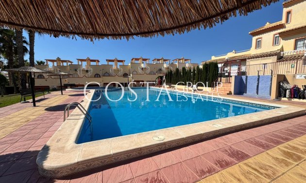 Resale - House -
Orihuela - Orihuela Costa