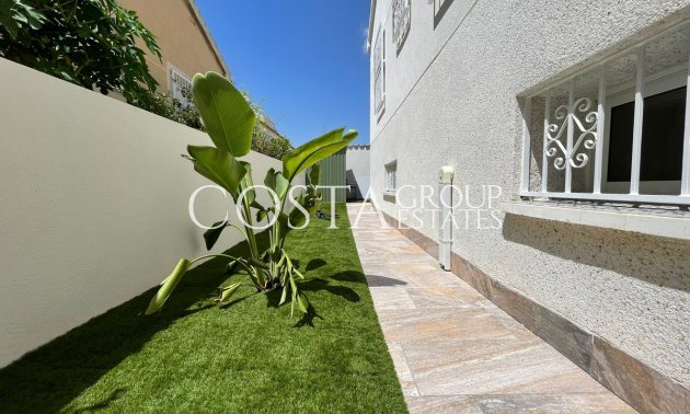 Resale - House -
Orihuela - Orihuela Costa