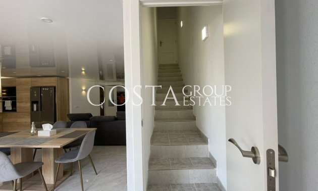 Resale - House -
Orihuela - Orihuela Costa
