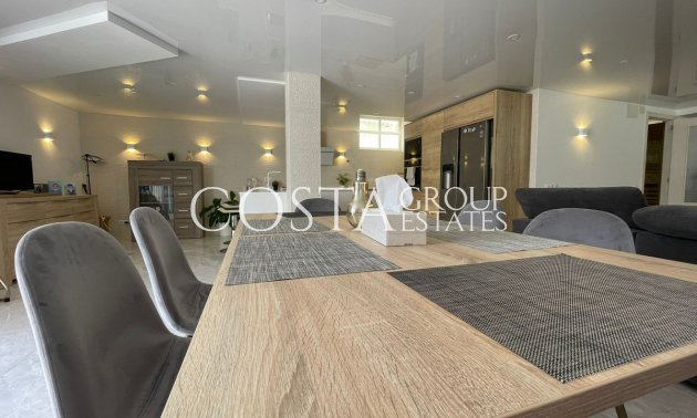 Resale - House -
Orihuela - Orihuela Costa