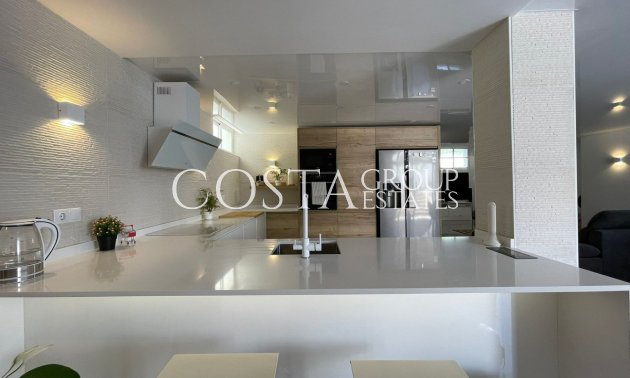Resale - House -
Orihuela - Orihuela Costa