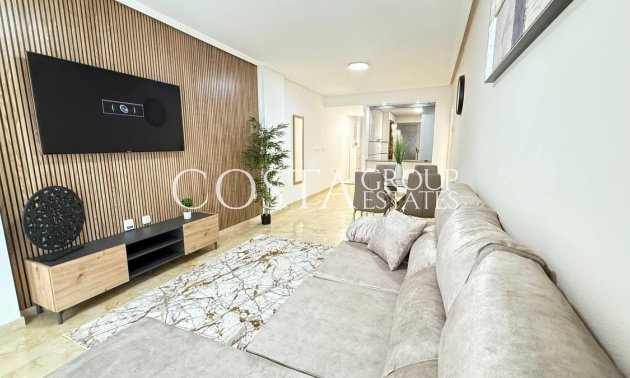 Resale - Apartments -
Torrevieja - Torrevieja Centro