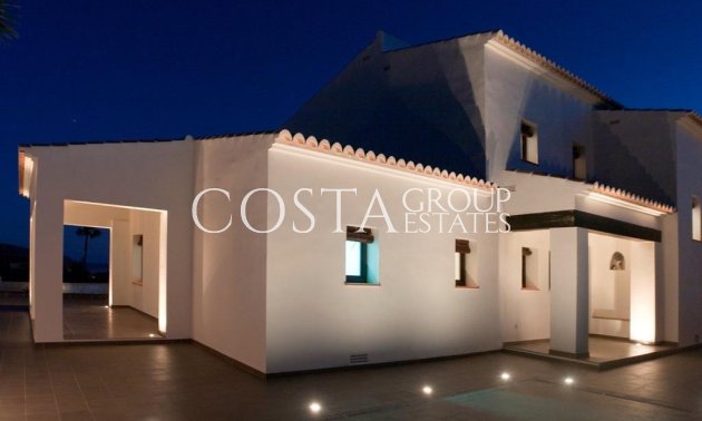 Herverkoop - Huis -
Teulada - Moraira