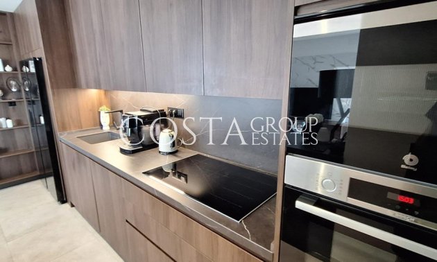 Odsprzedaż - Apartments -
Torrevieja - Torrevieja Centro