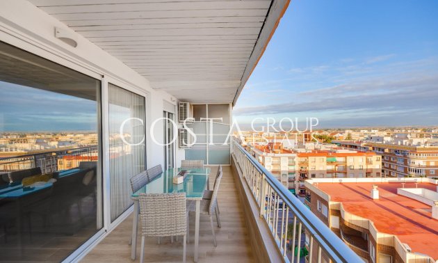 Resale - Apartments -
Torrevieja - Torrevieja Centro
