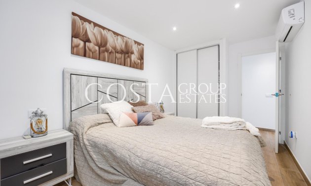 Resale - Apartments -
Torrevieja - Torrevieja Centro