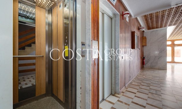 Resale - Apartments -
Torrevieja - Torrevieja Centro
