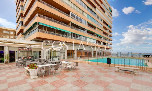 Resale - Apartments -
Torrevieja - Torrevieja Centro