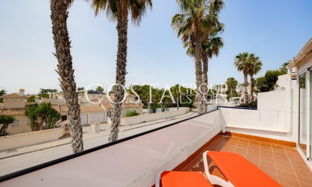 Odsprzedaż - Willa -
Orihuela - Orihuela Costa