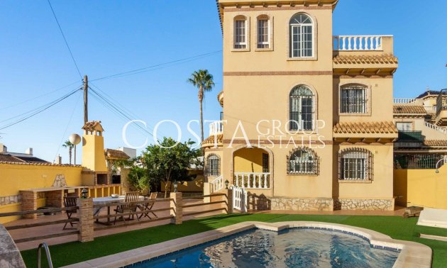 Resale - Villa -
Orihuela - La Florida