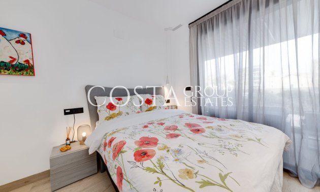 Resale - Apartments -
Torrevieja - Torrevieja Centro