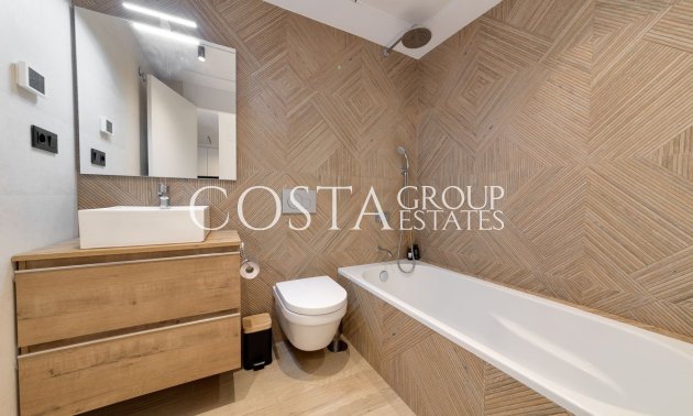 Resale - Apartments -
Torrevieja - Torrevieja Centro