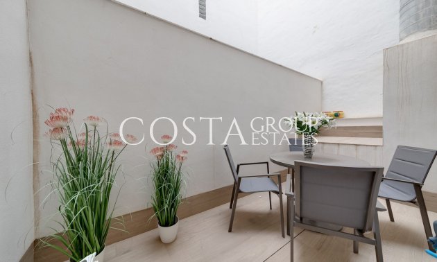 Resale - Apartments -
Torrevieja - Torrevieja Centro