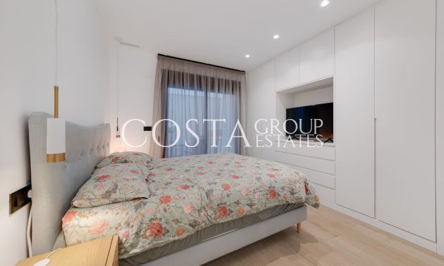 Resale - Apartments -
Torrevieja - Torrevieja Centro