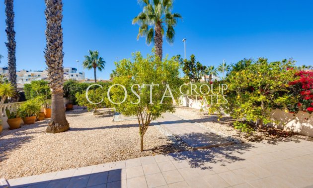 Wiederverkauf - Villa -
Orihuela - Orihuela Costa