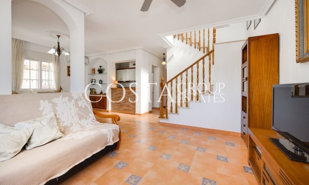 Wiederverkauf - Villa -
Orihuela - Orihuela Costa