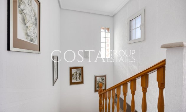 Wiederverkauf - Villa -
Orihuela - Orihuela Costa