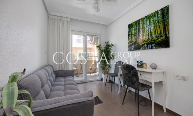 Resale - Apartments -
Torrevieja - Torrevieja Centro